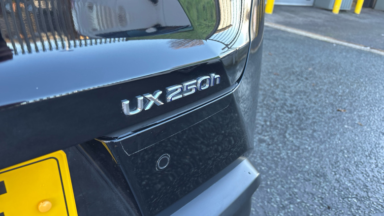 Lexus UX 250h 2.0 5dr CVT [without Nav] Hybrid Hatchback